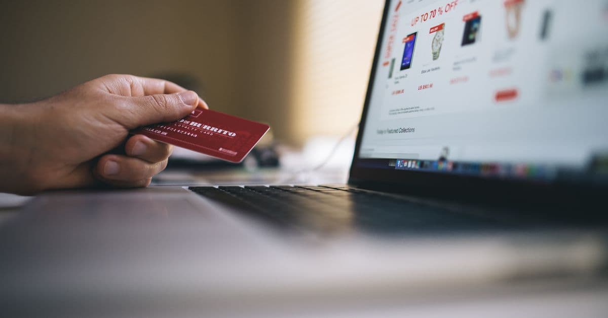 Namecheap vs GoDaddy: Which Domain Registrar Is Better in 2026?